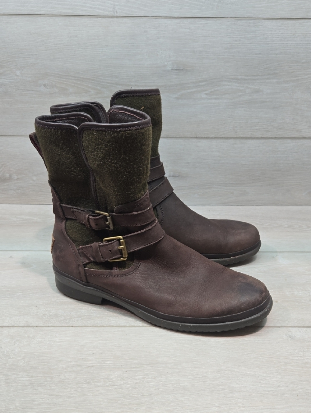UGG Women Brown Leather & Olive Fabric Mid-Calf Buckle Boots Shoes Sz 10
